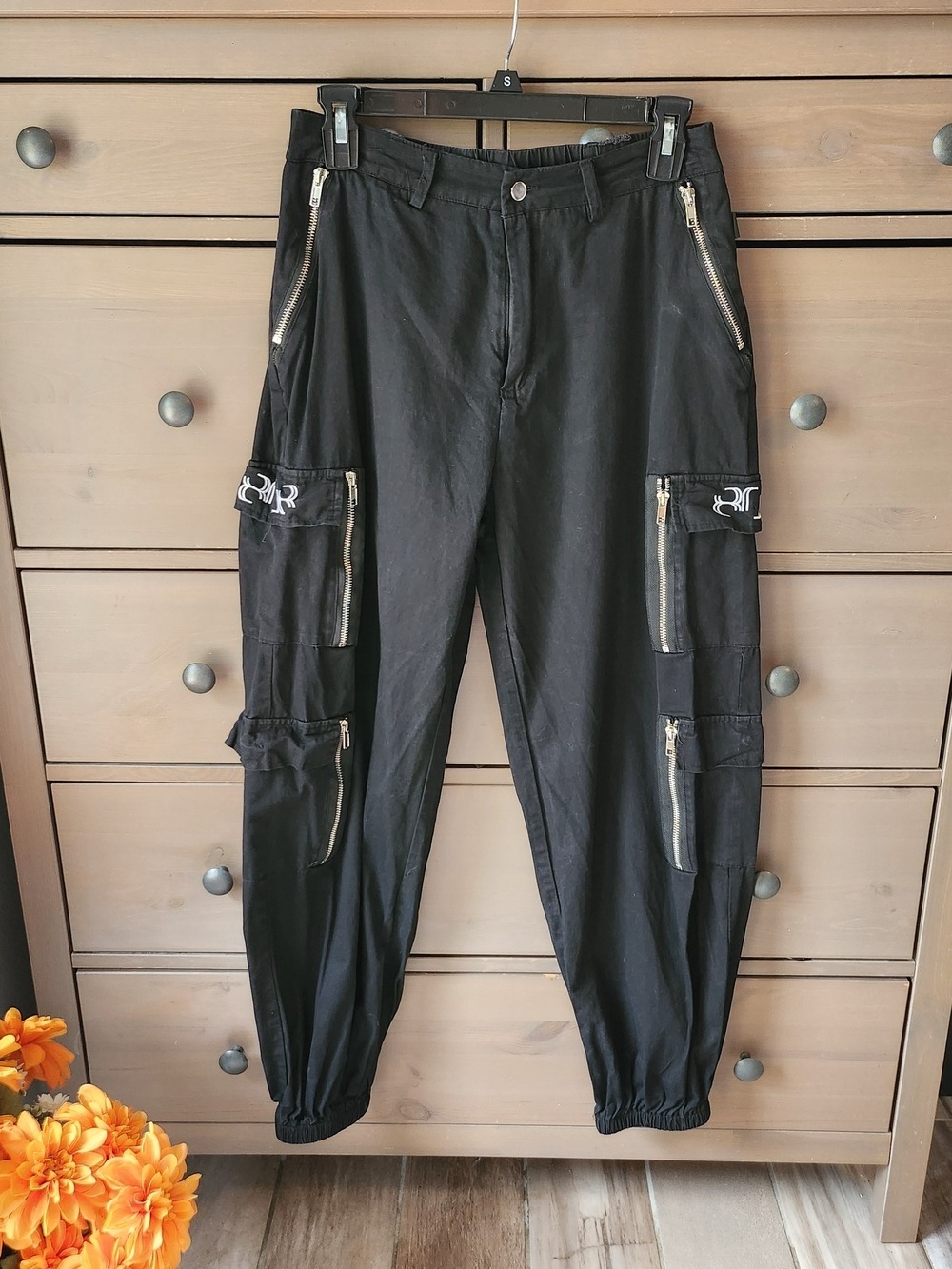 808 Black Cargo Jogger Pants with Zipper Accents Junior Large